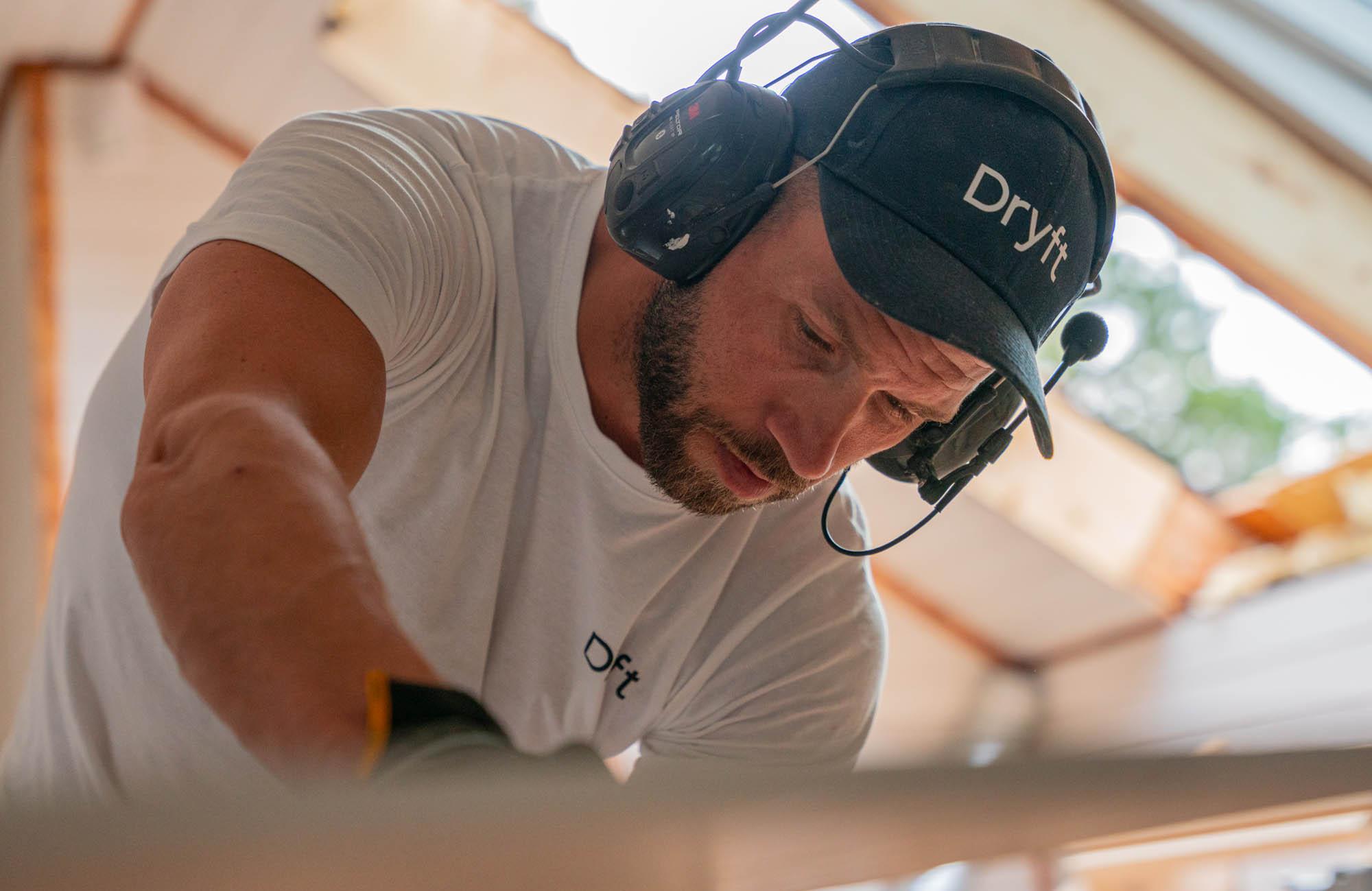 Snickare arbetar i Stockholm