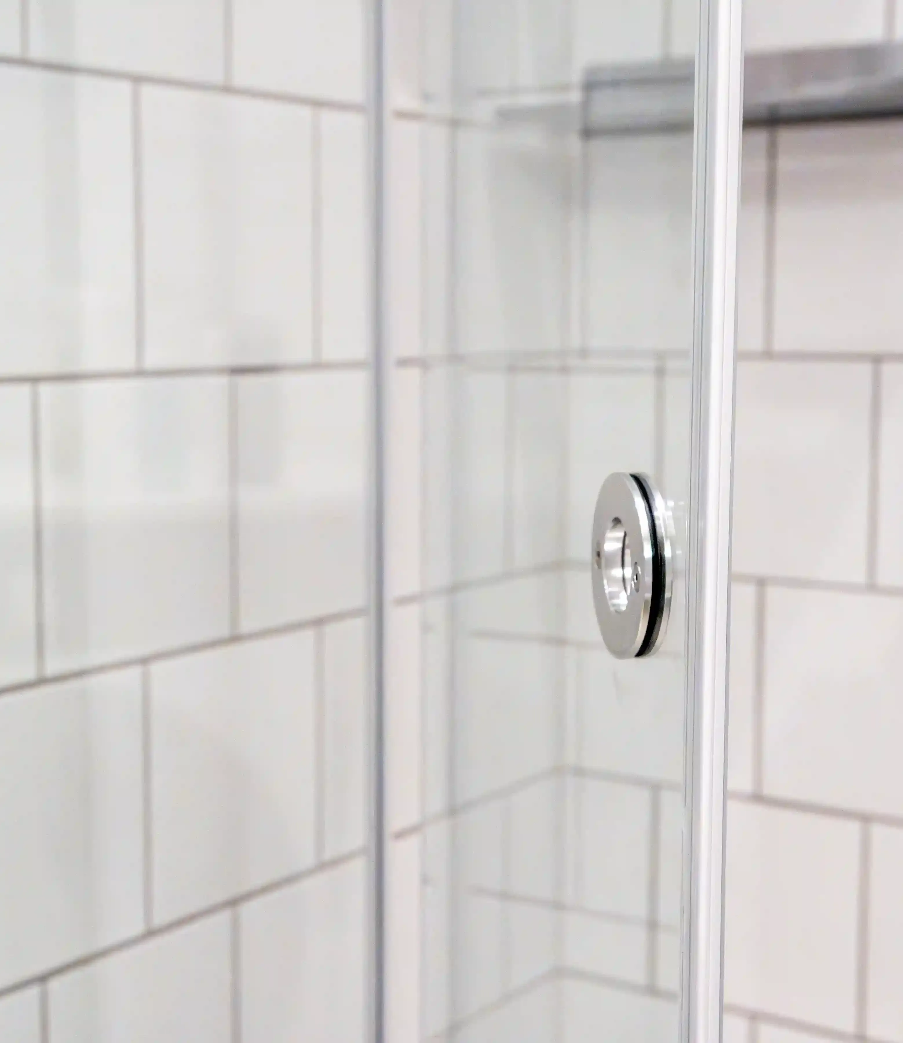 Vikbara duschväggar