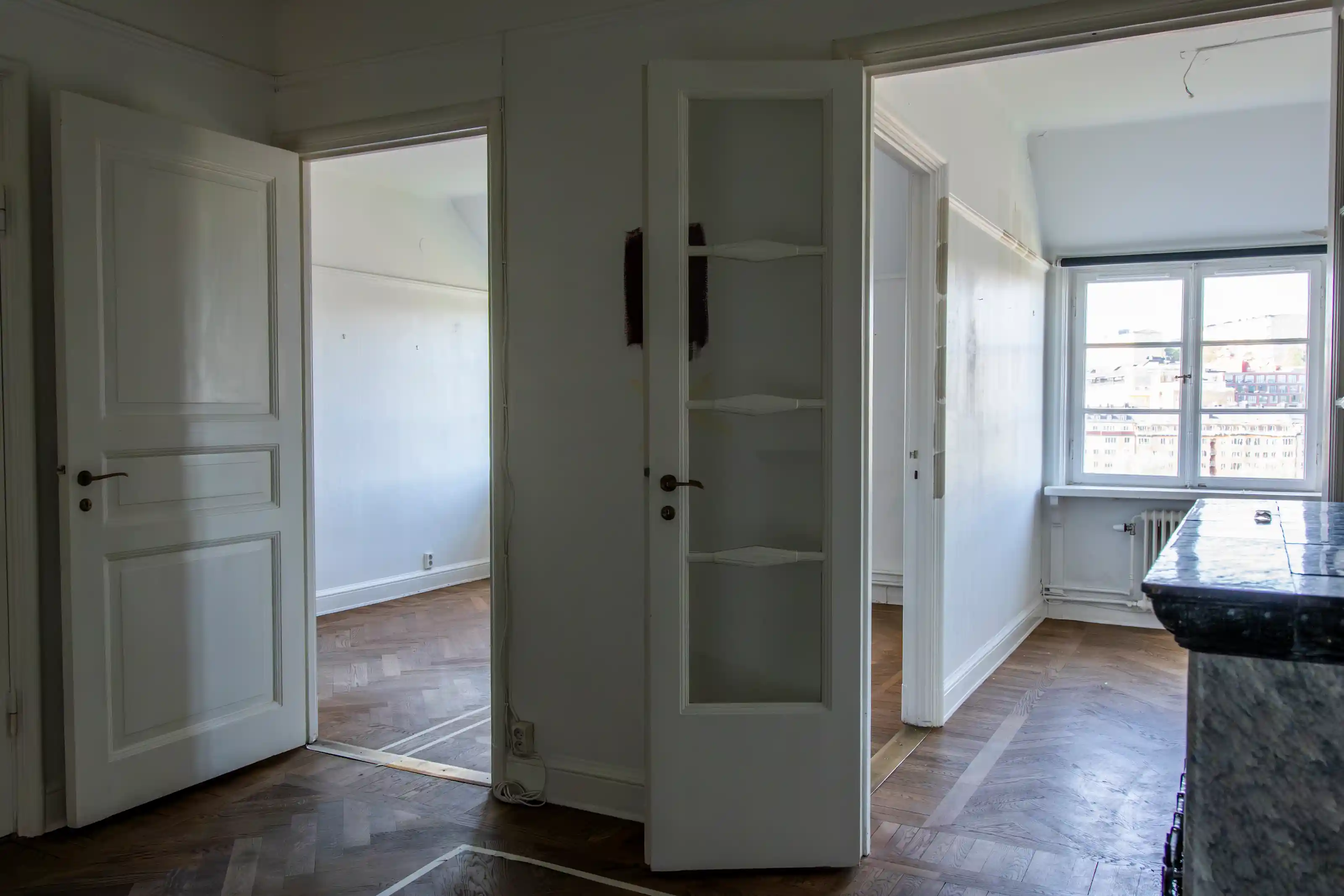 Före och efter renovering av lägenheten